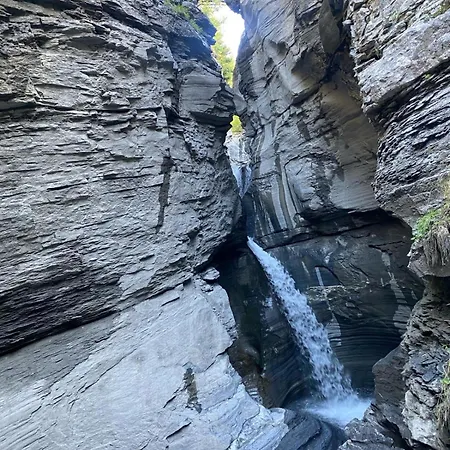 Lägenhet Magnifique Avec Terrasse Spacieuse Loeche-les-bains Leukerbad