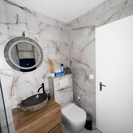 Magnifique Avec Terrasse Spacieuse Loeche-les-bains Lägenhet *